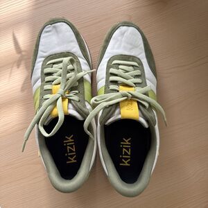 Kizik Milan Sweet Pea Womens Sz 9 Mens Sz 7.5 Athletic Sneaker